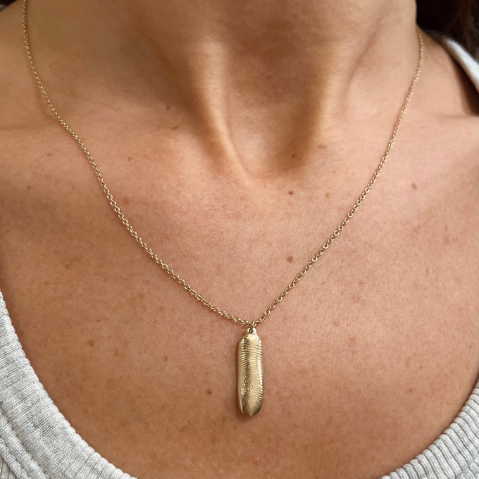 Impression Bar Necklace | Yellow Gold