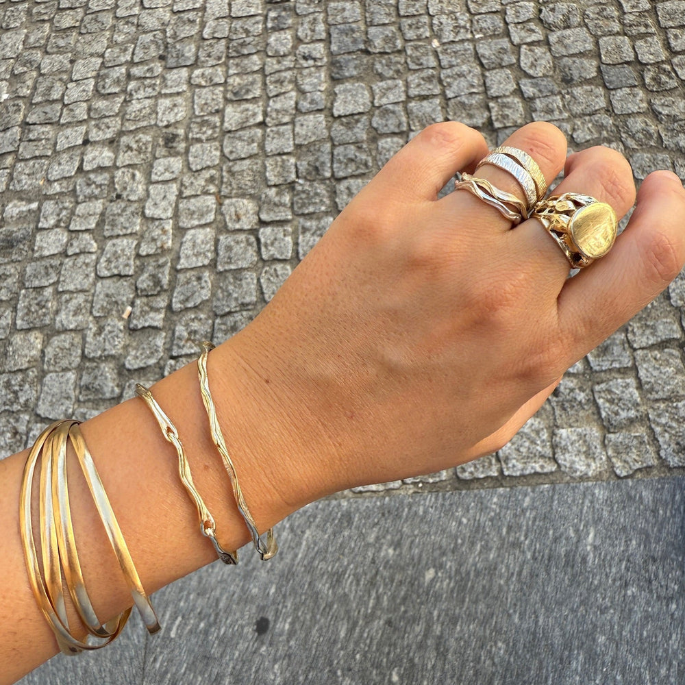 Delicate Sculpt Ring | Silver