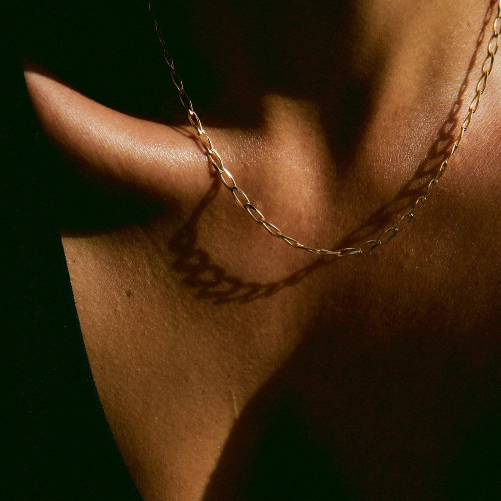 Fine Ribbon Link Necklace | Yellow Gold