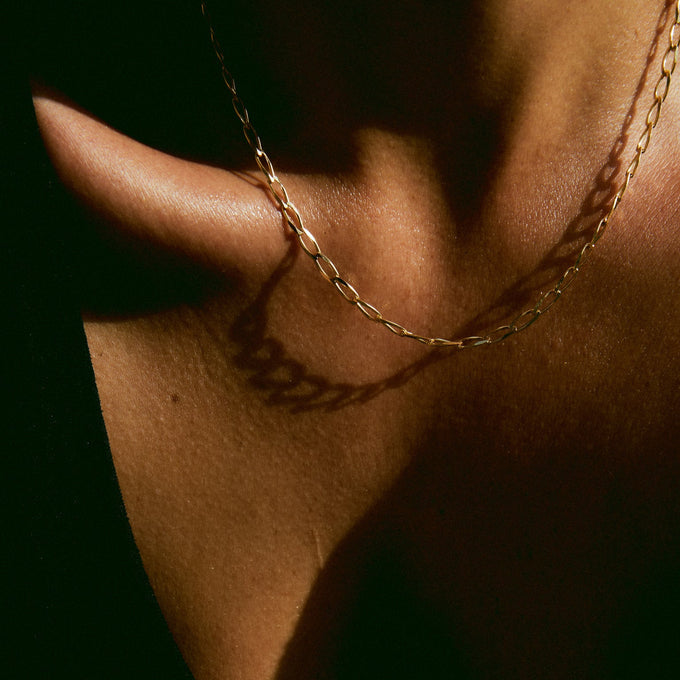 Fine Ribbon Link Necklace | Yellow Gold