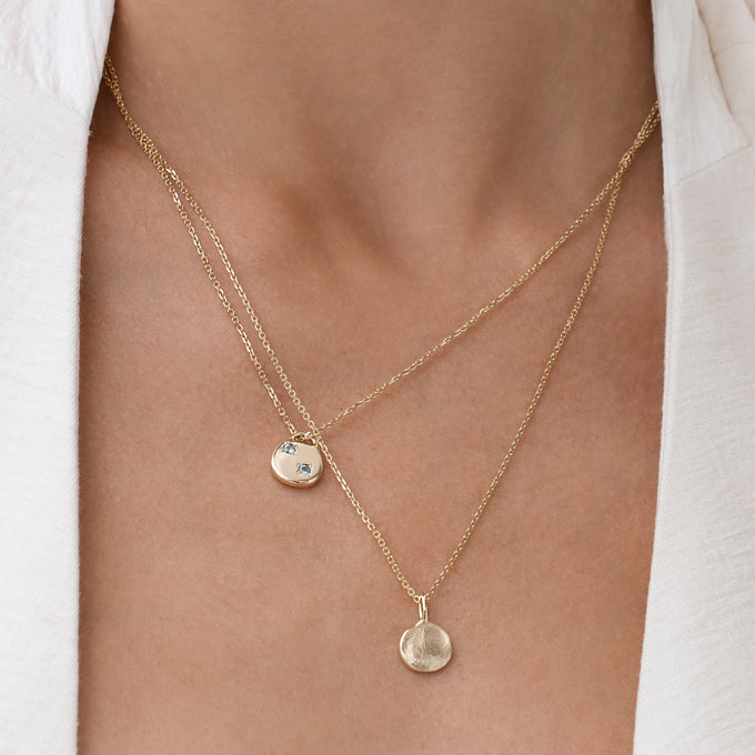 Round Stone Pendant | Yellow Gold