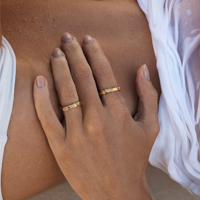 Arc Ring | Solid Gold