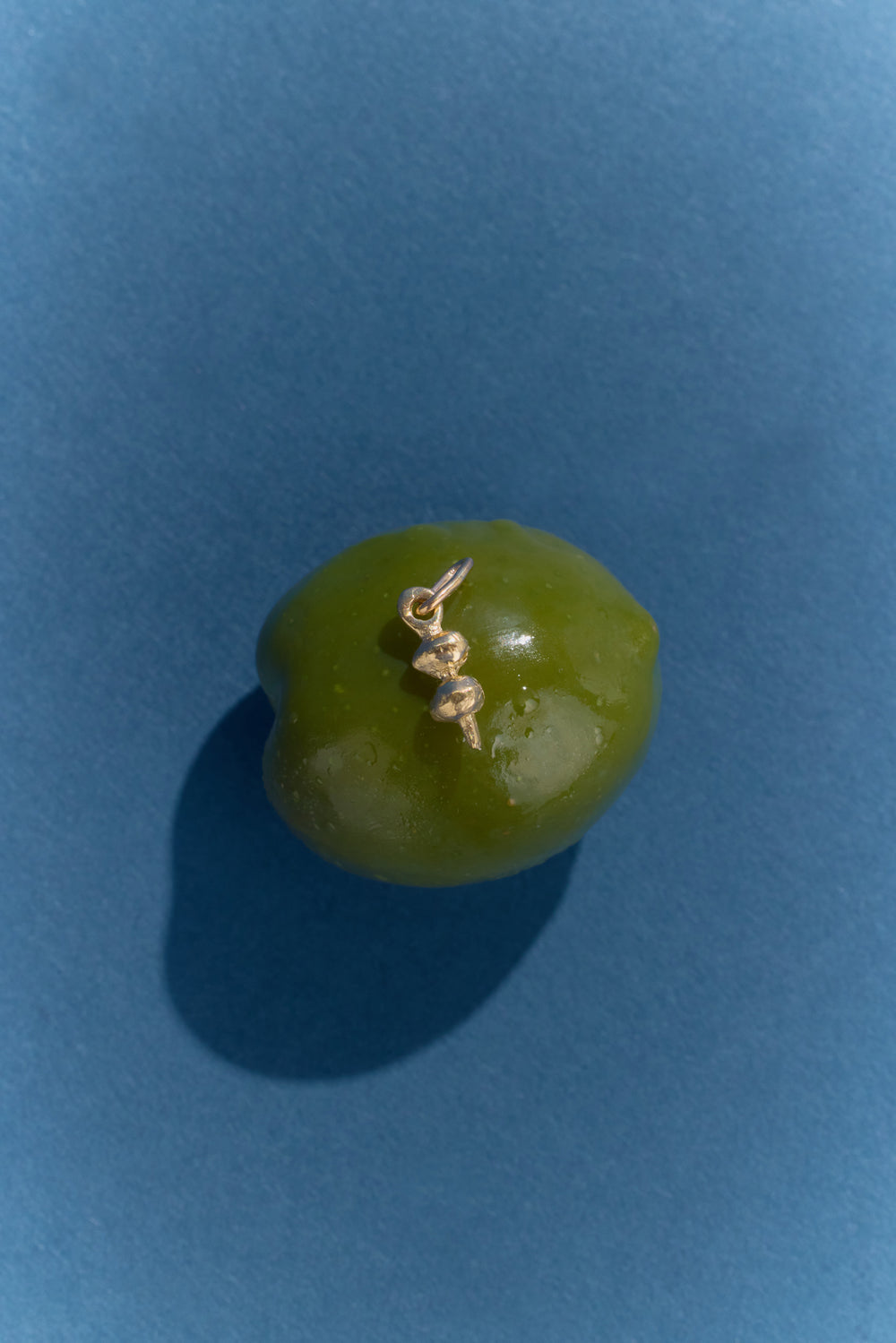 Olive Pendant | Gold