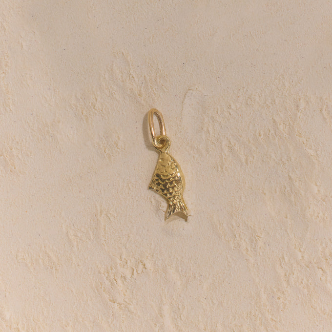 Fish Pendant | Gold