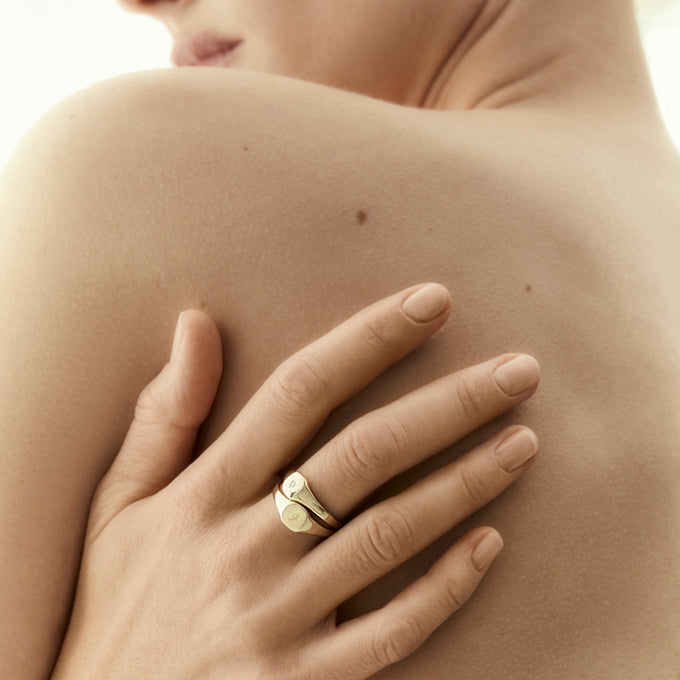 Signature Petite Square Signet Ring | Yellow Gold