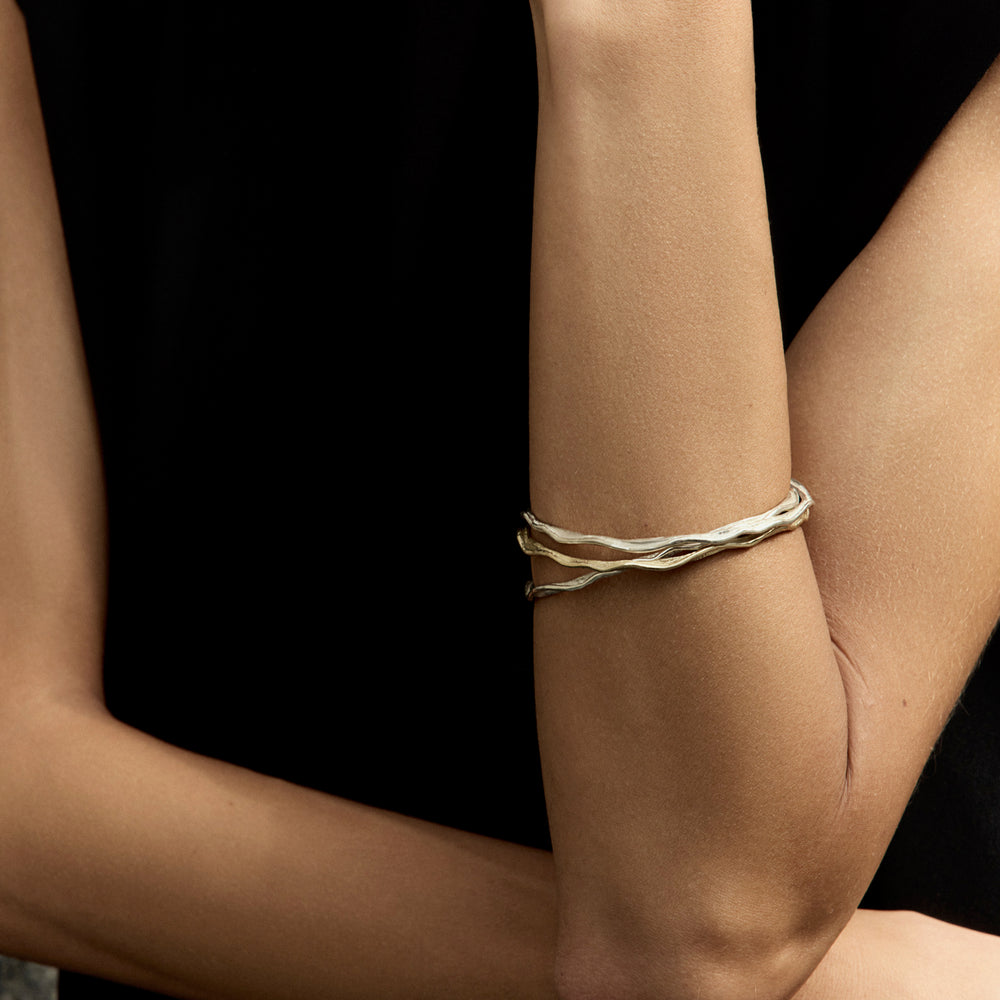 Sculpt Bangle | Silver