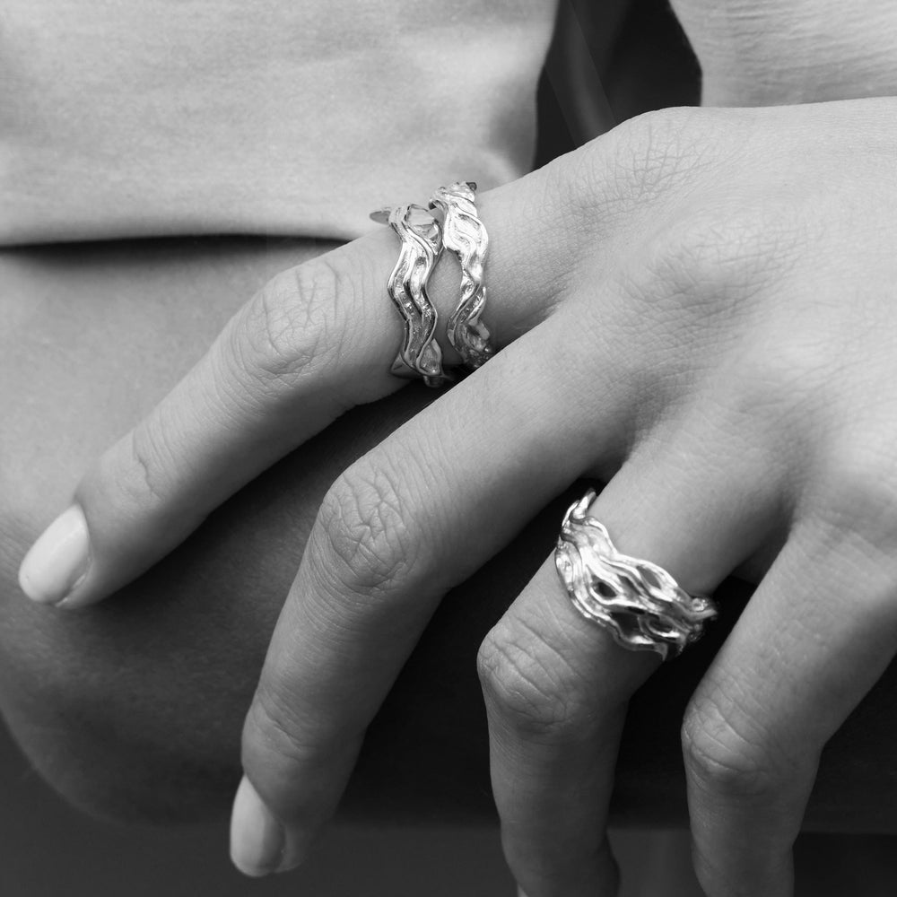 Engraved Sculpt Band Ring | Rose Gold