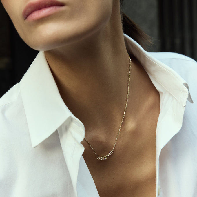 Sculpt Bar Necklace | Yellow Gold