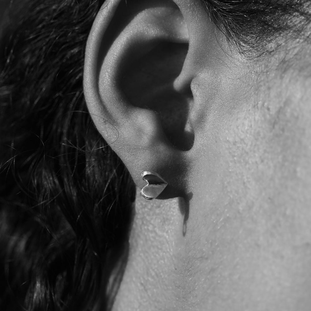 Open Heart Stud | Silver