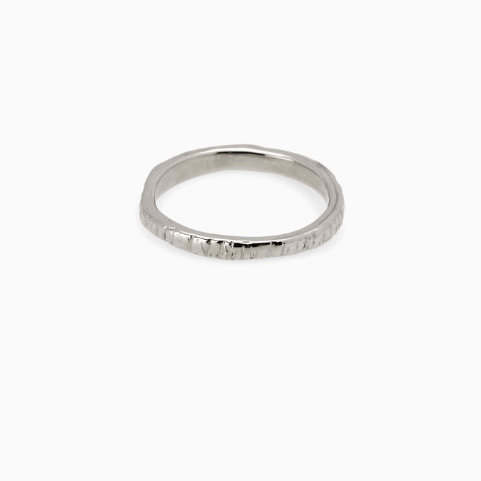 Ridge Ring | Solid White Gold
