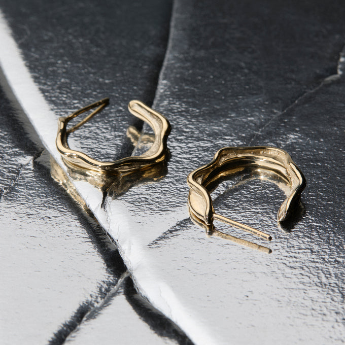 Wave Hoops | Yellow Gold