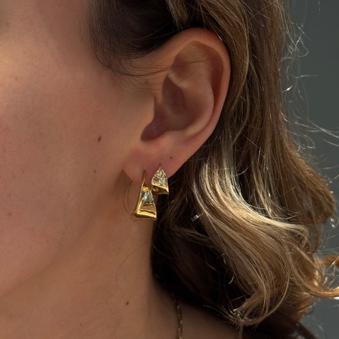 Mini Flare Hoops | Yellow Gold