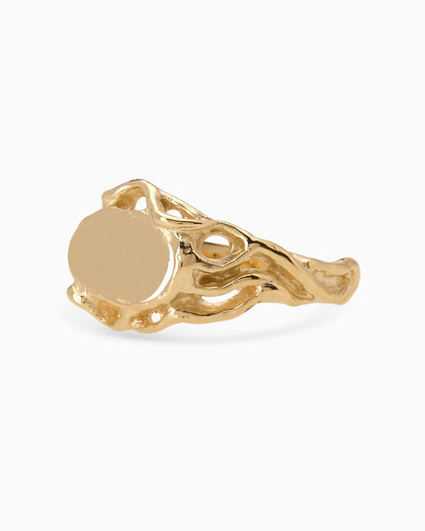 Ivy Oval Signet Ring | Yellow Gold