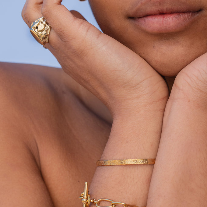 Battered Cuff | Gold