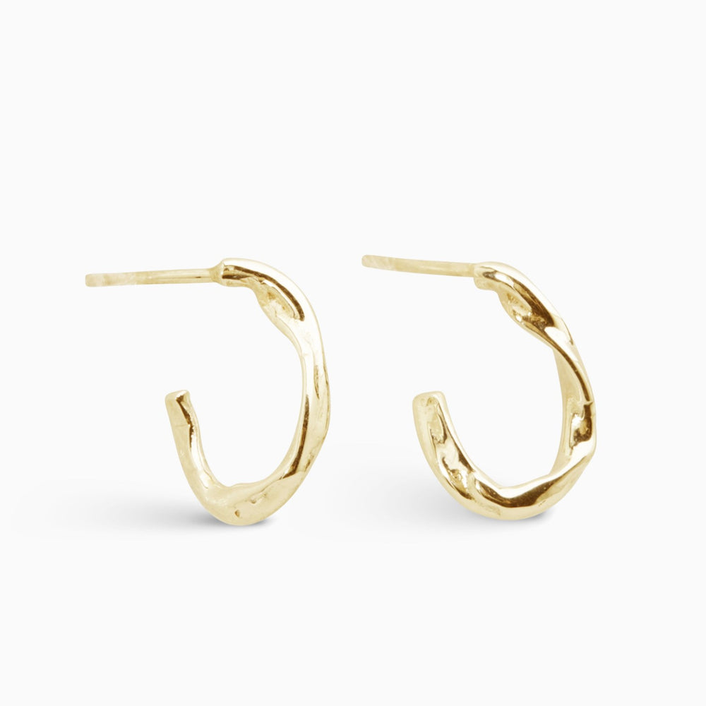 Wave Link Earrings | Gold