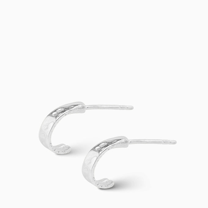 Tiny Battered Hoops | Silver