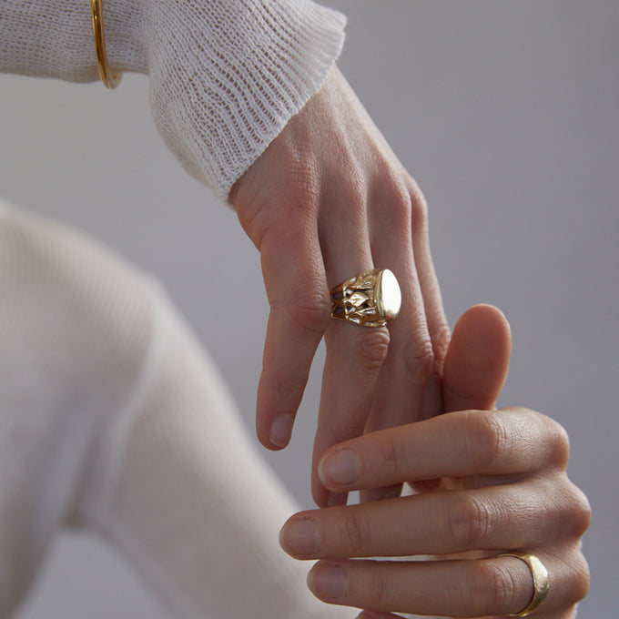 Catch Bangle | Gold