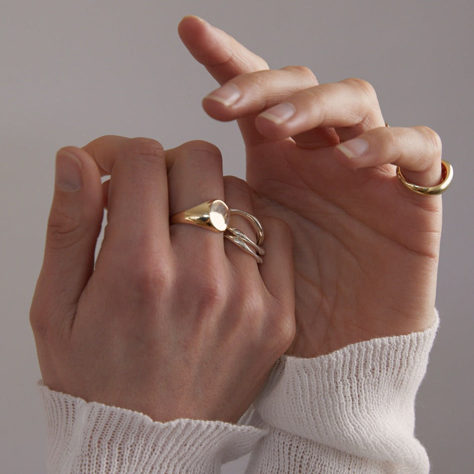 Signature Signet Ring | Yellow Gold