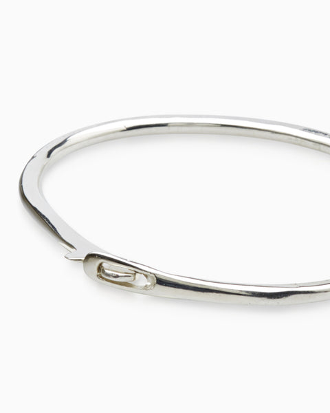 Catch Bangle | Silver