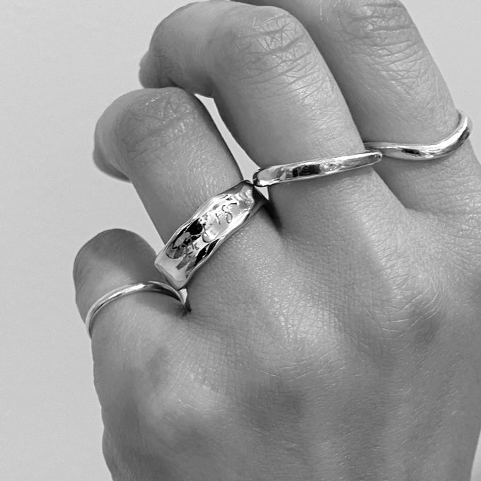 Signature Band Ring | Silver