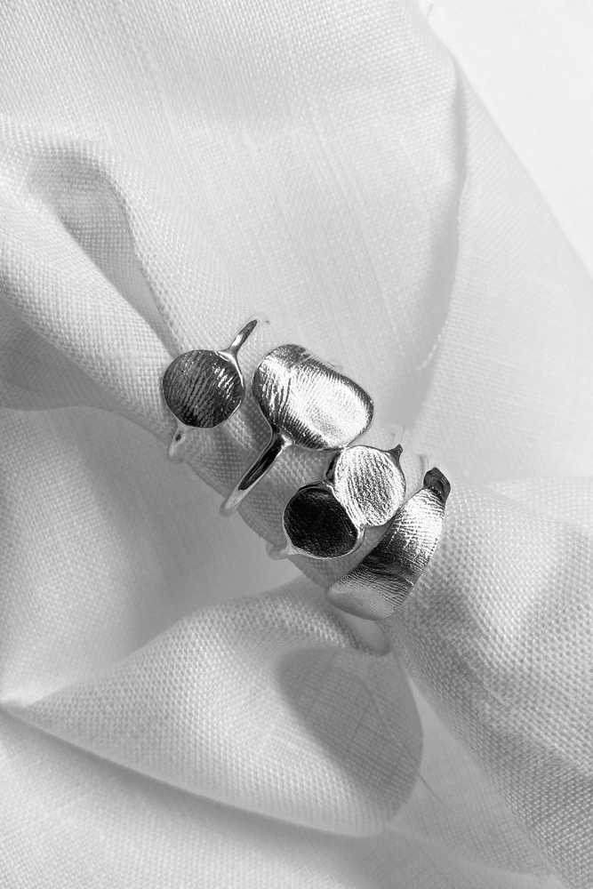 Impression Band Ring | White Gold