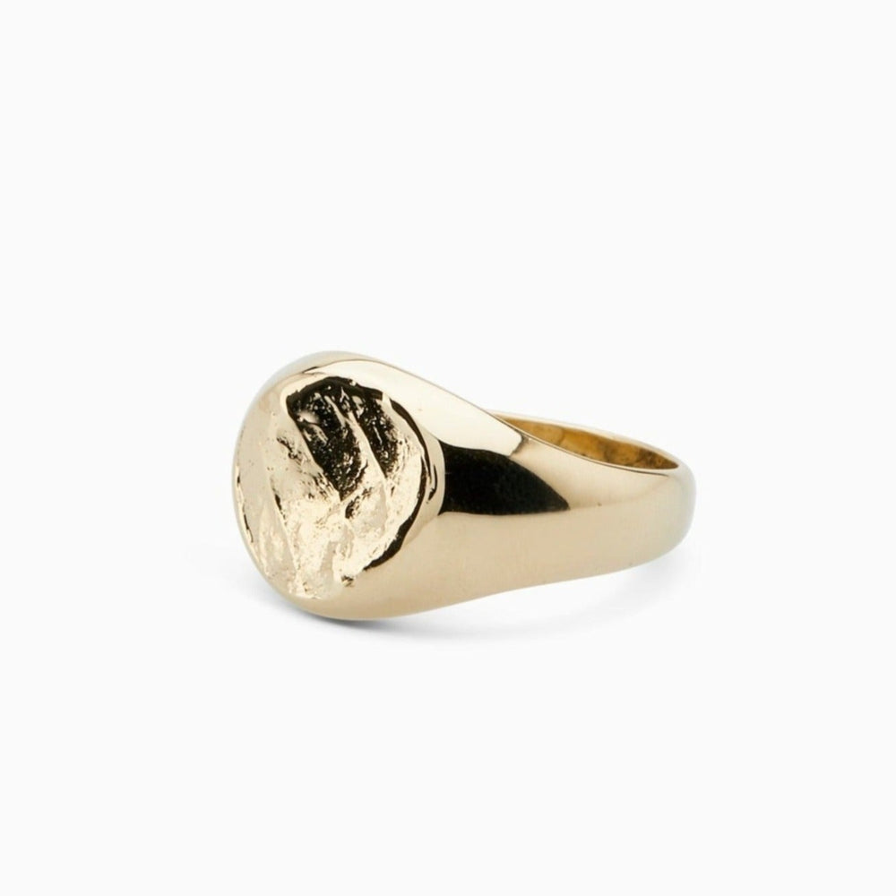 Impression Signet Ring | Yellow Gold