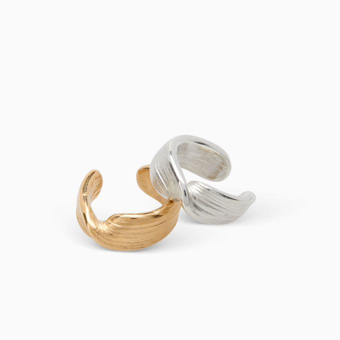 Twist Ear Cuff | Gold